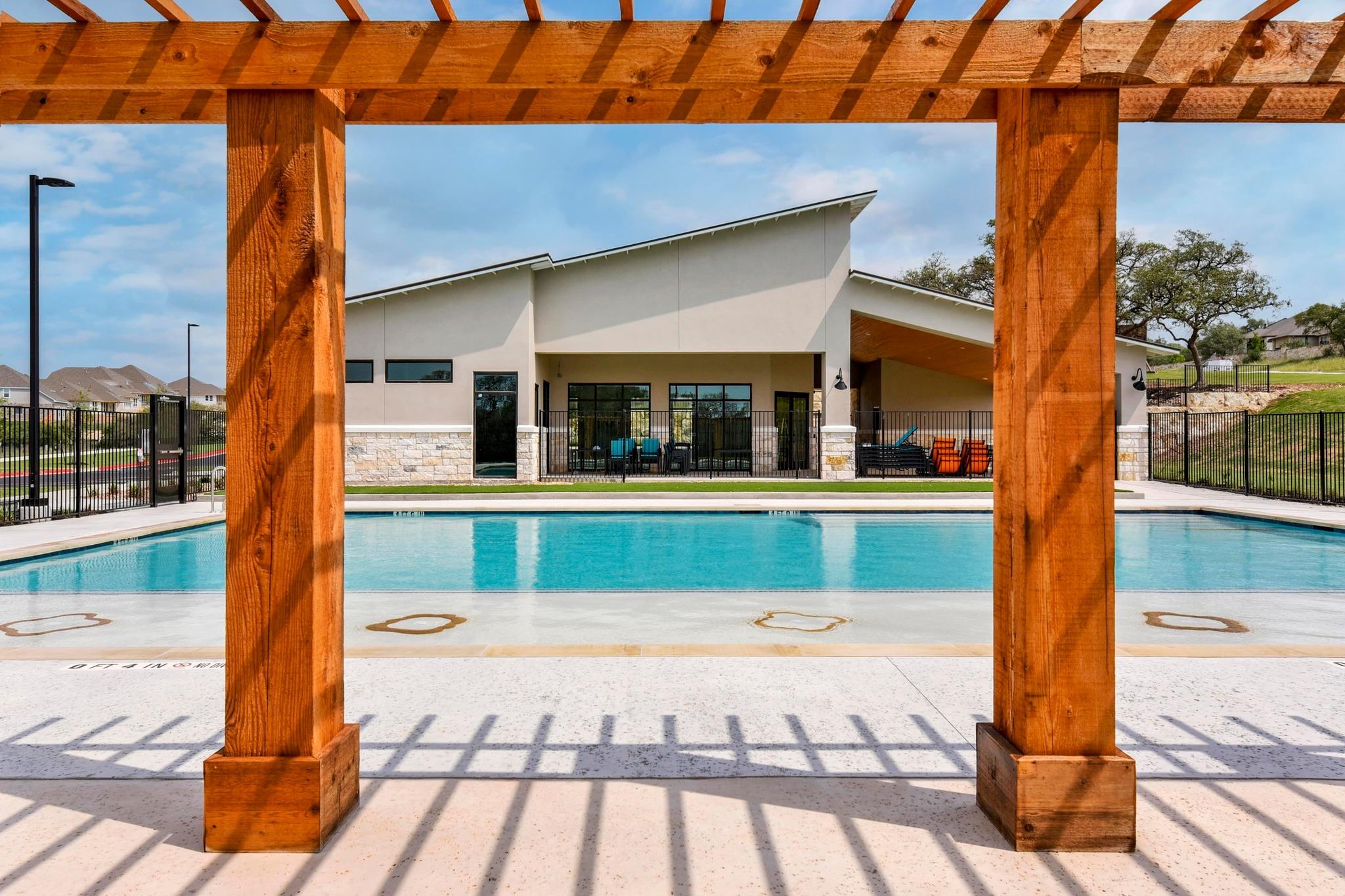 505 Fair Oaks DR