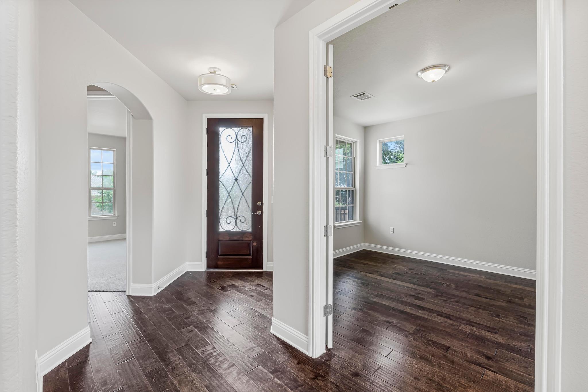 505 Fair Oaks DR