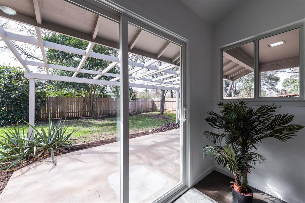 2505 Baxter DR