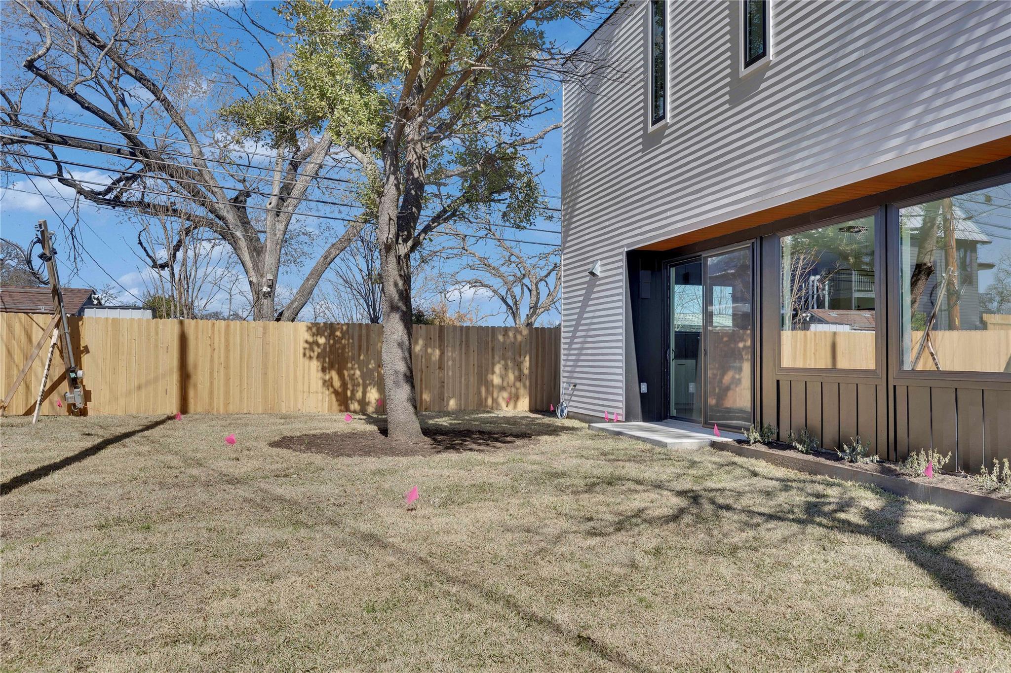 1804 Sylvan DR