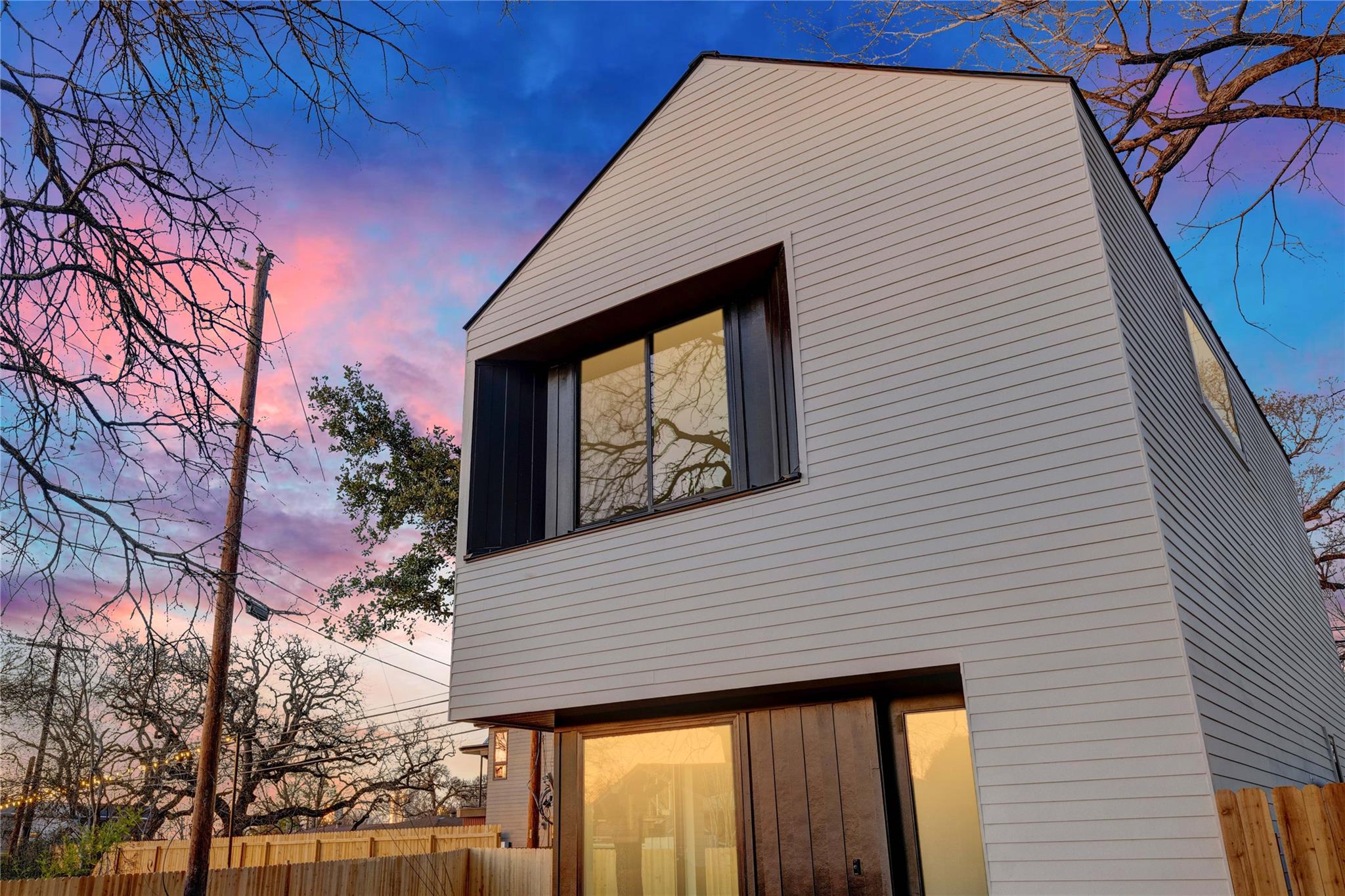 1804 Sylvan DR