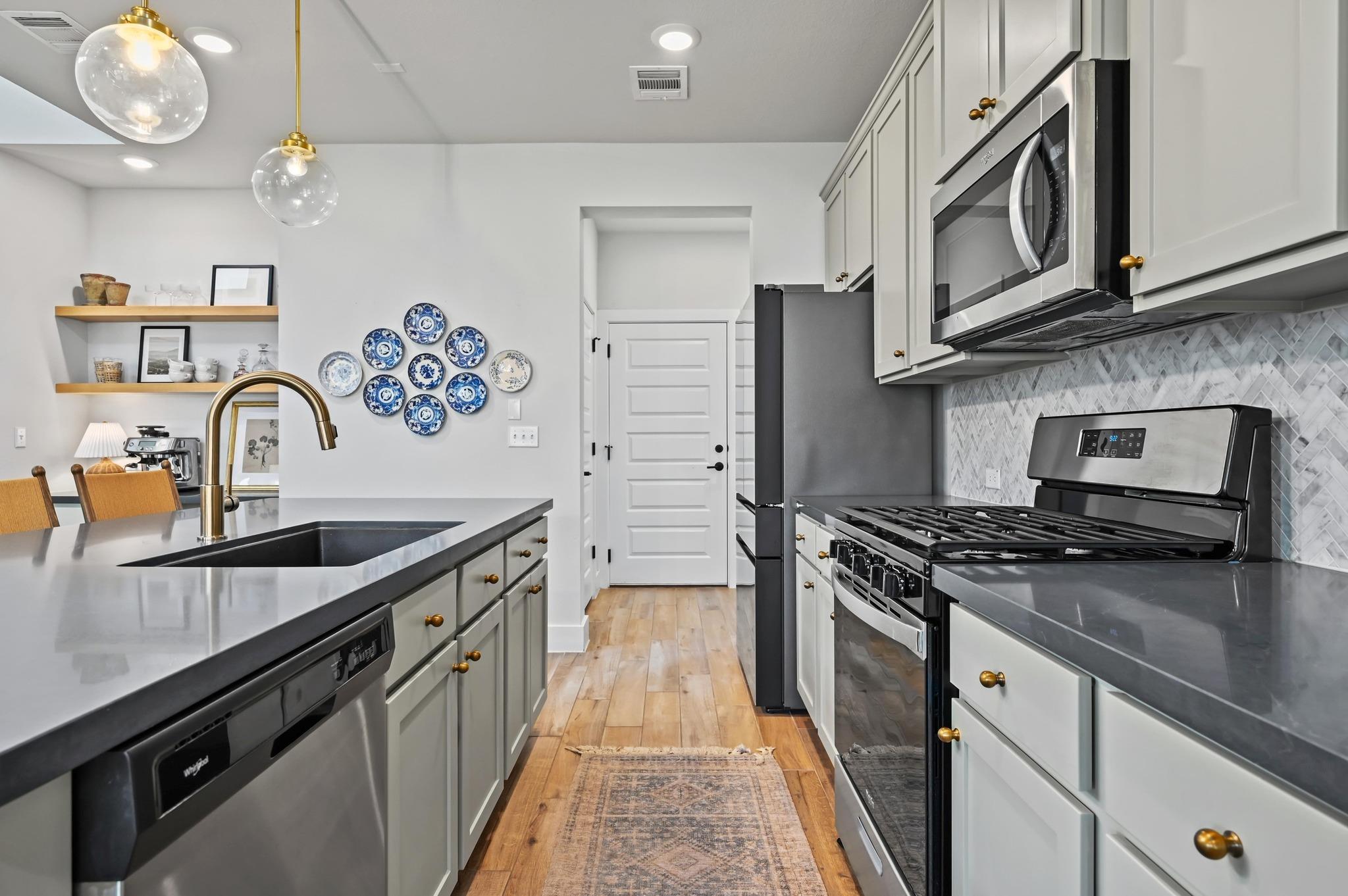 8513 Cottage Rose DR