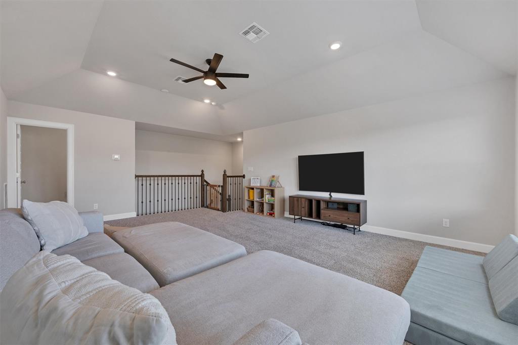 1089 Pink Granite BLVD