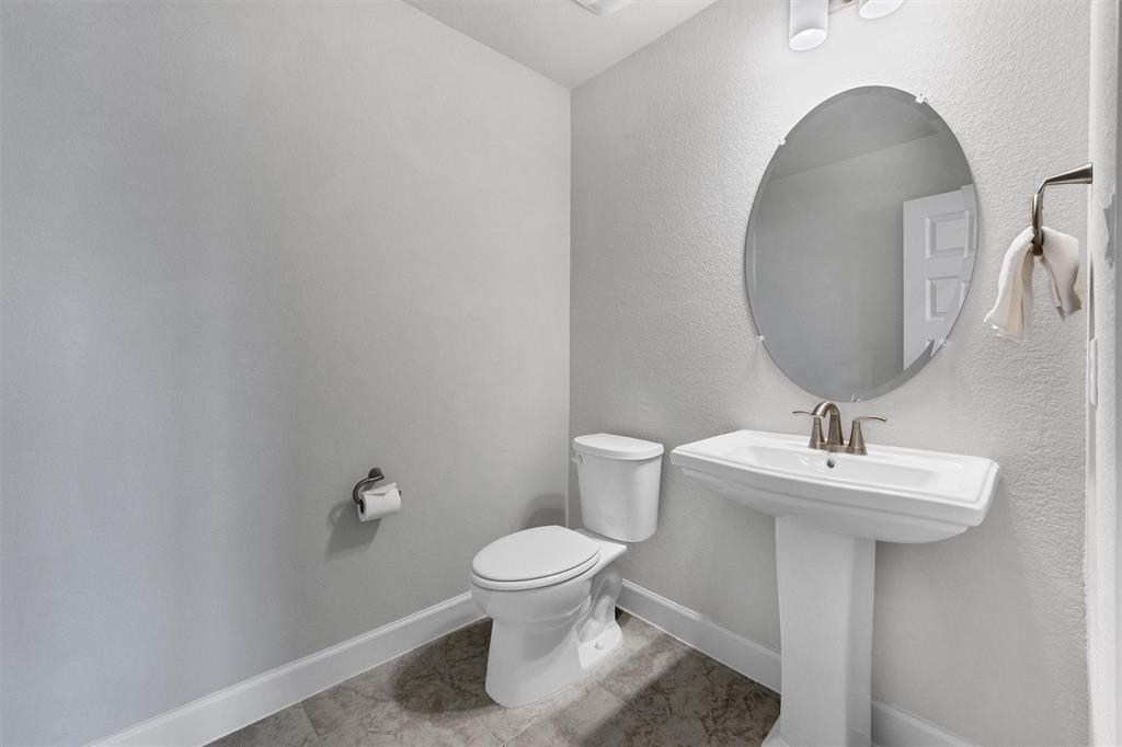 1089 Pink Granite BLVD