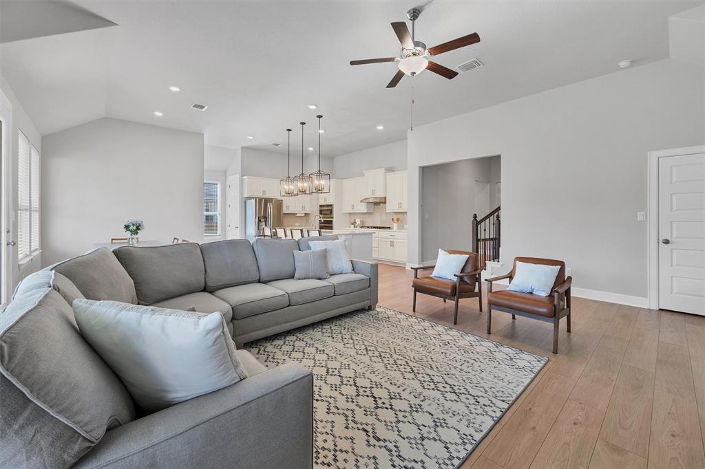 1089 Pink Granite BLVD