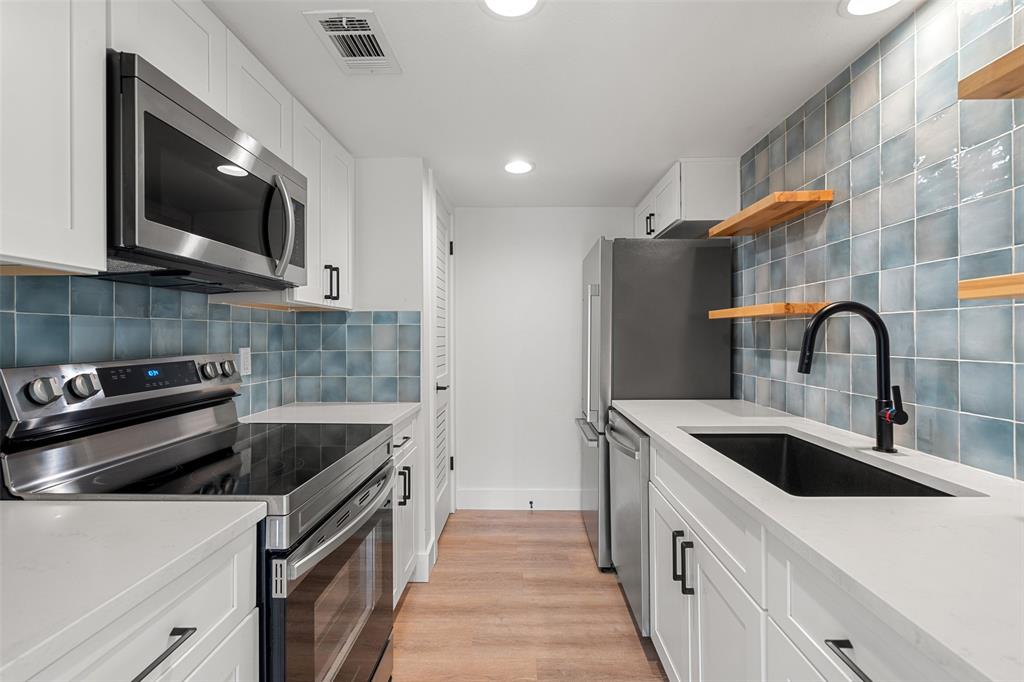 1206 Hollow Creek DR # 1