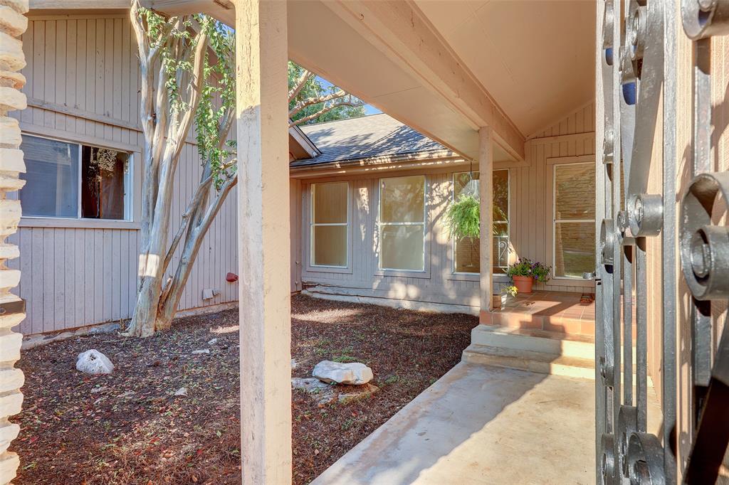 4614 Trail Crest CIR