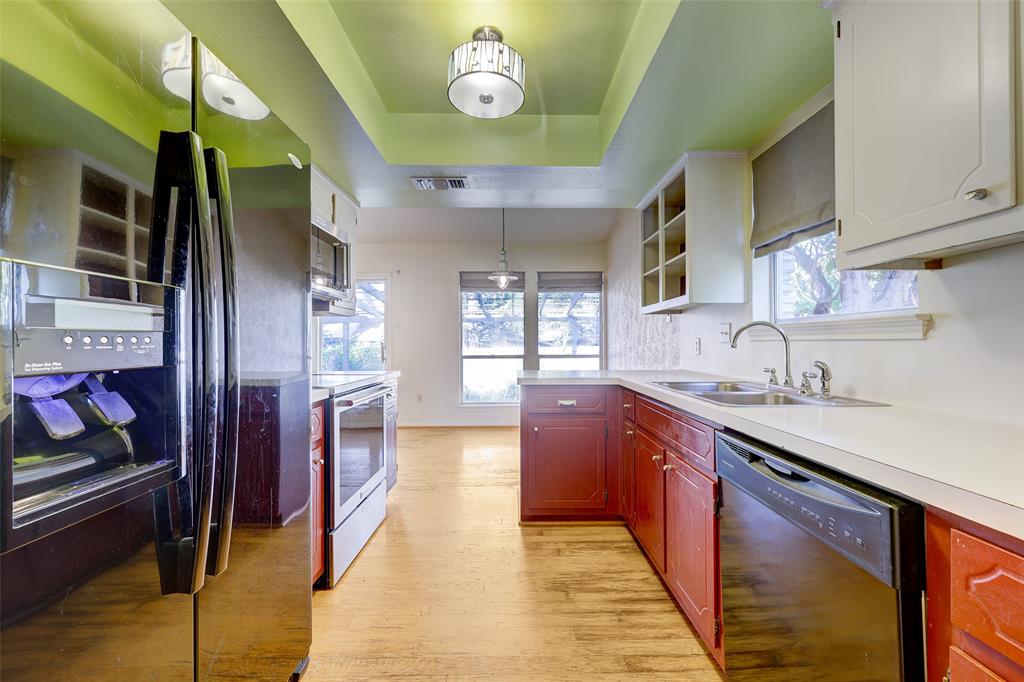 4614 Trail Crest CIR