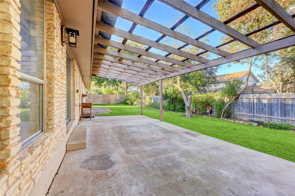 4614 Trail Crest CIR