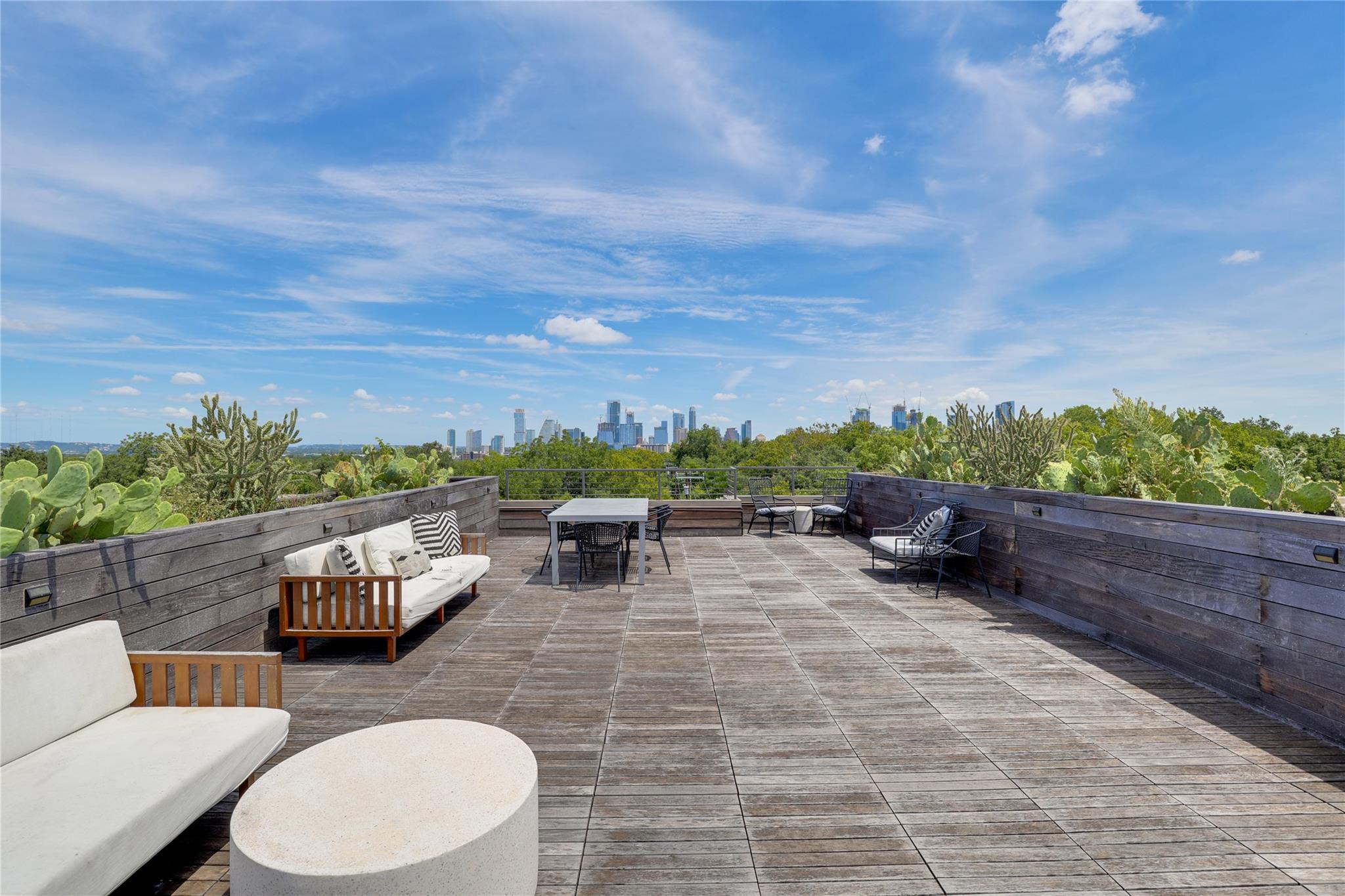 207 W Johanna ST # 102