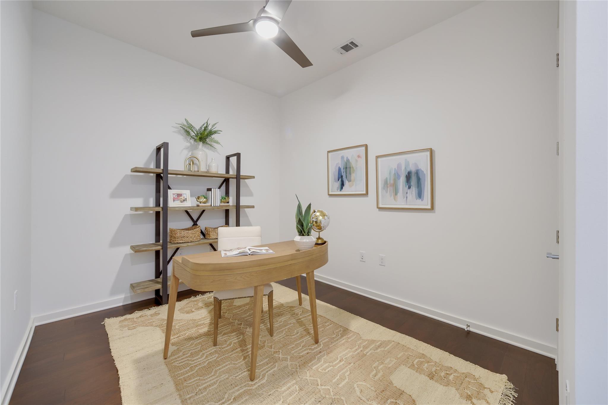 207 W Johanna ST # 102