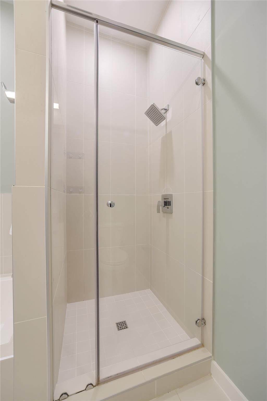 207 W Johanna ST # 102