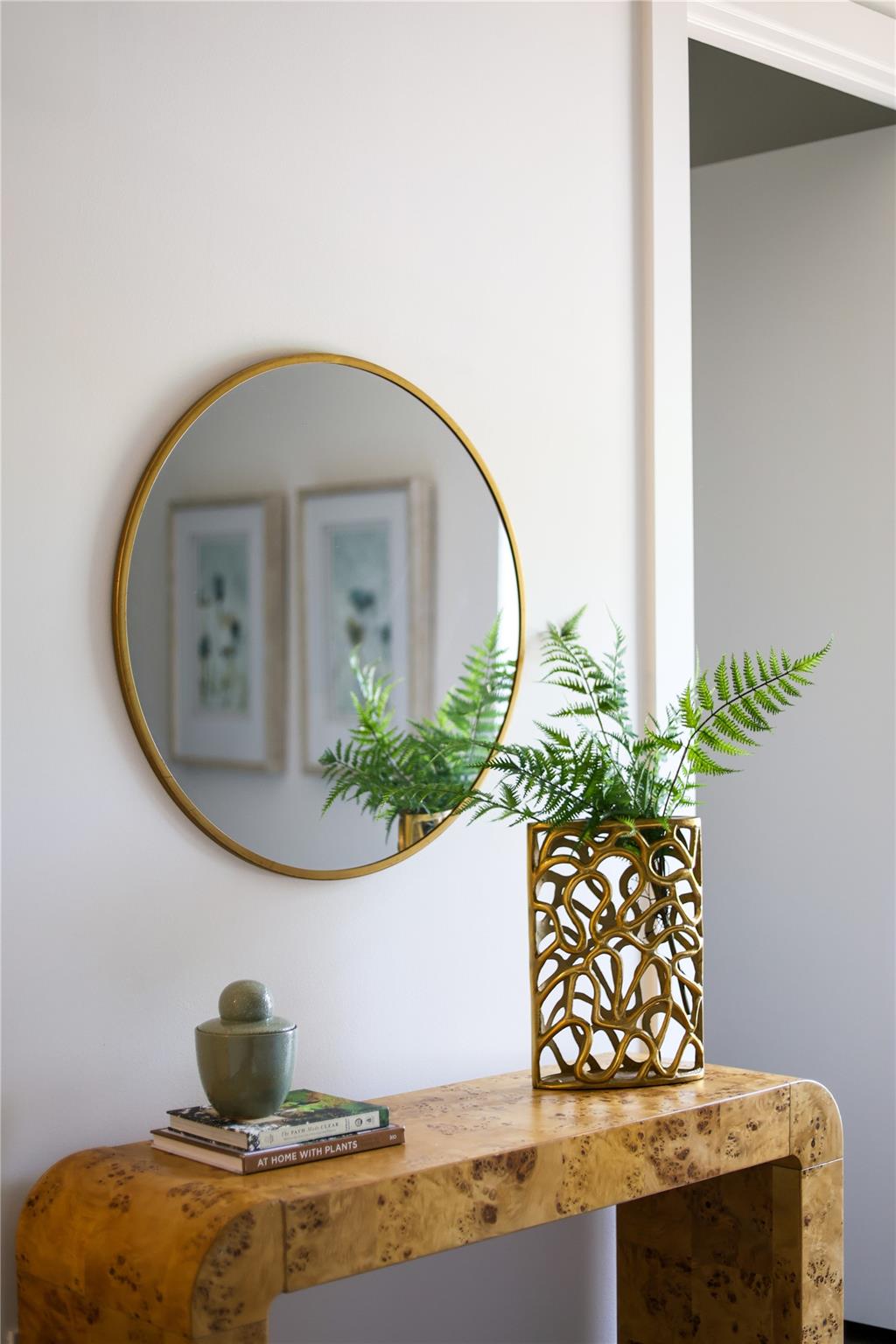 207 W Johanna ST # 102