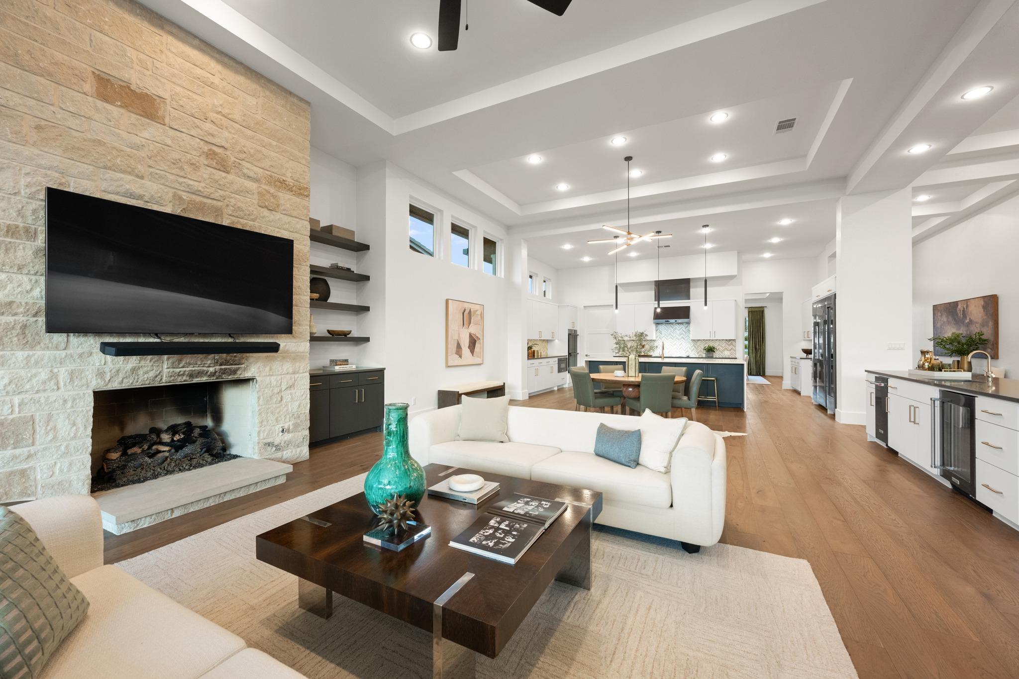 8312 Carranzo DR