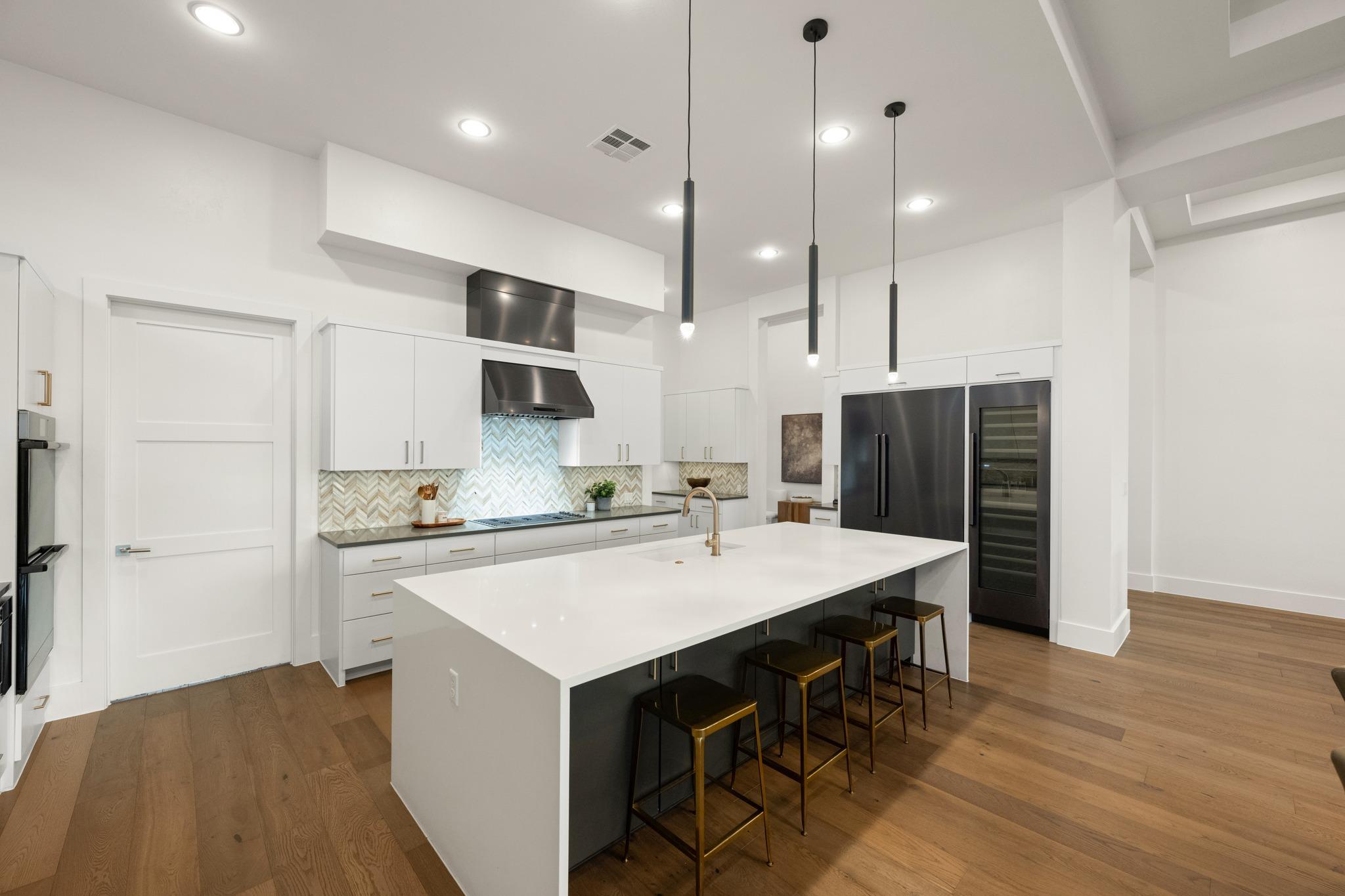 8312 Carranzo DR