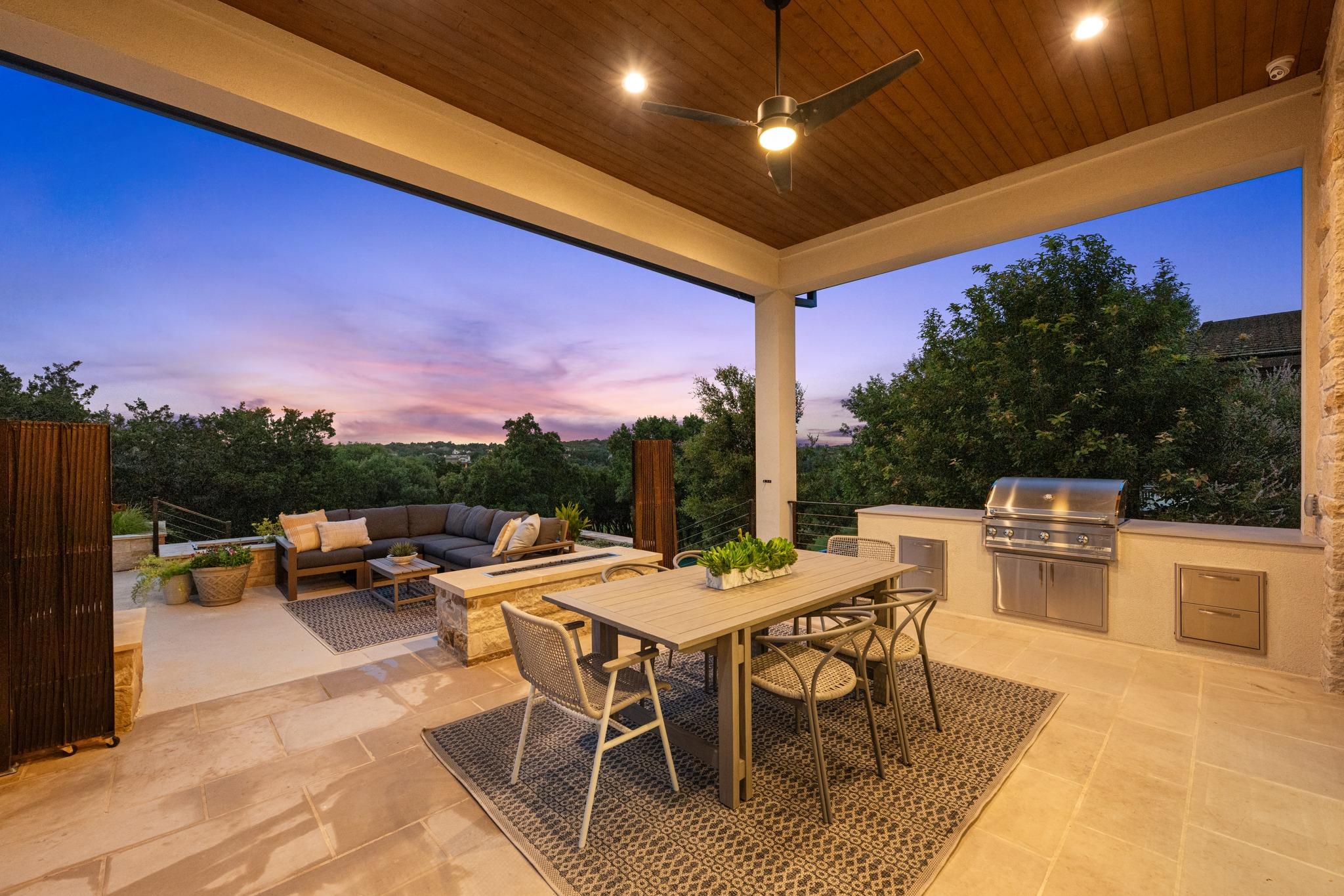8312 Carranzo DR