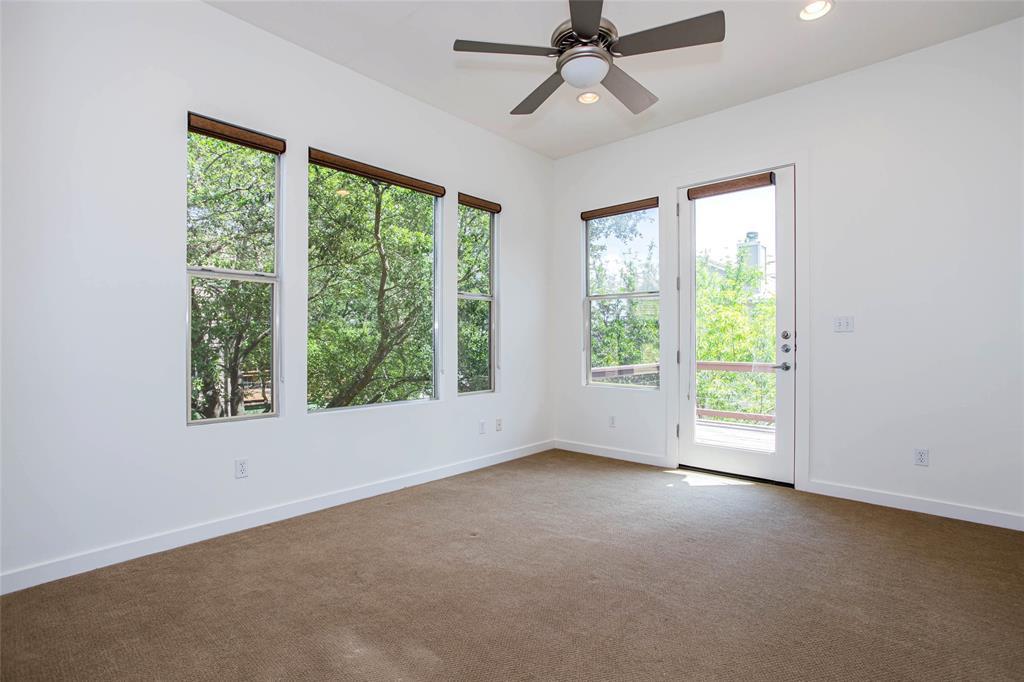 617 Peacock LN # B