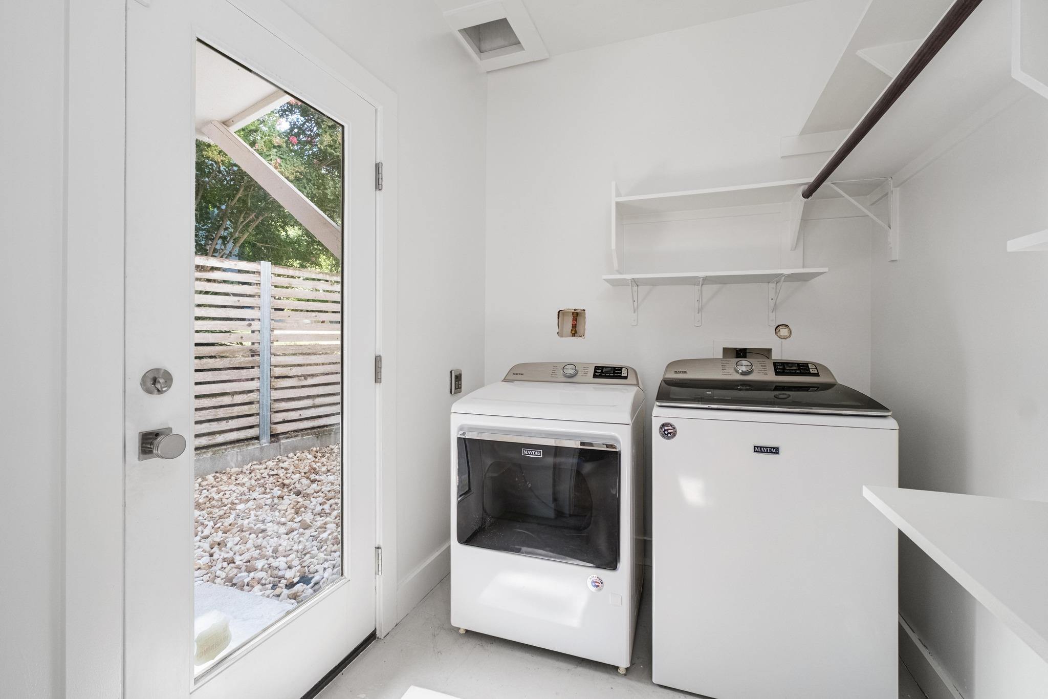 307 W Annie ST