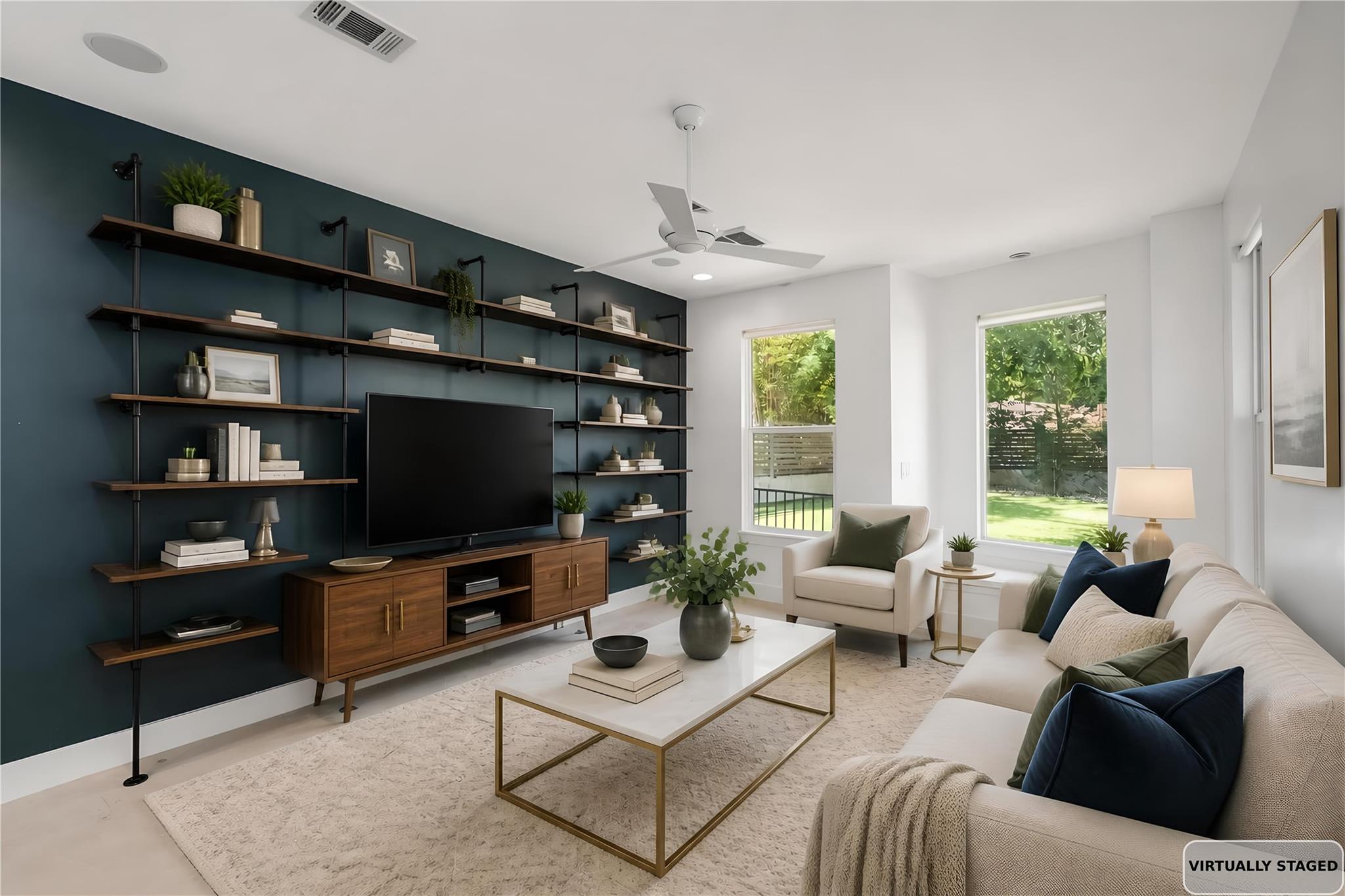 307 W Annie ST