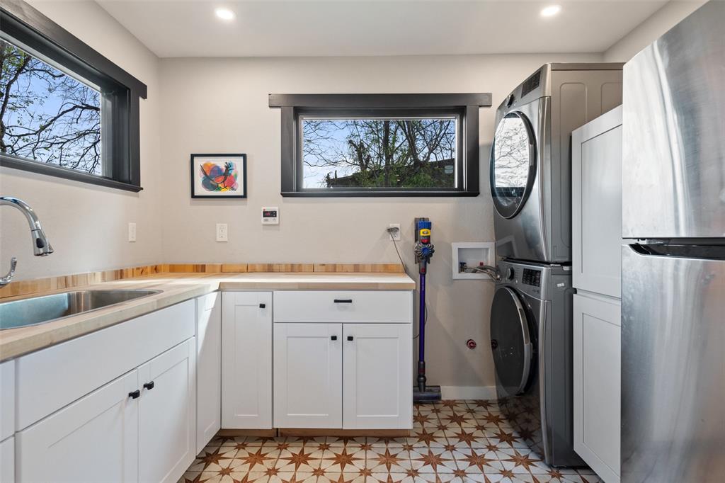 16208 Spring Branch TRL
