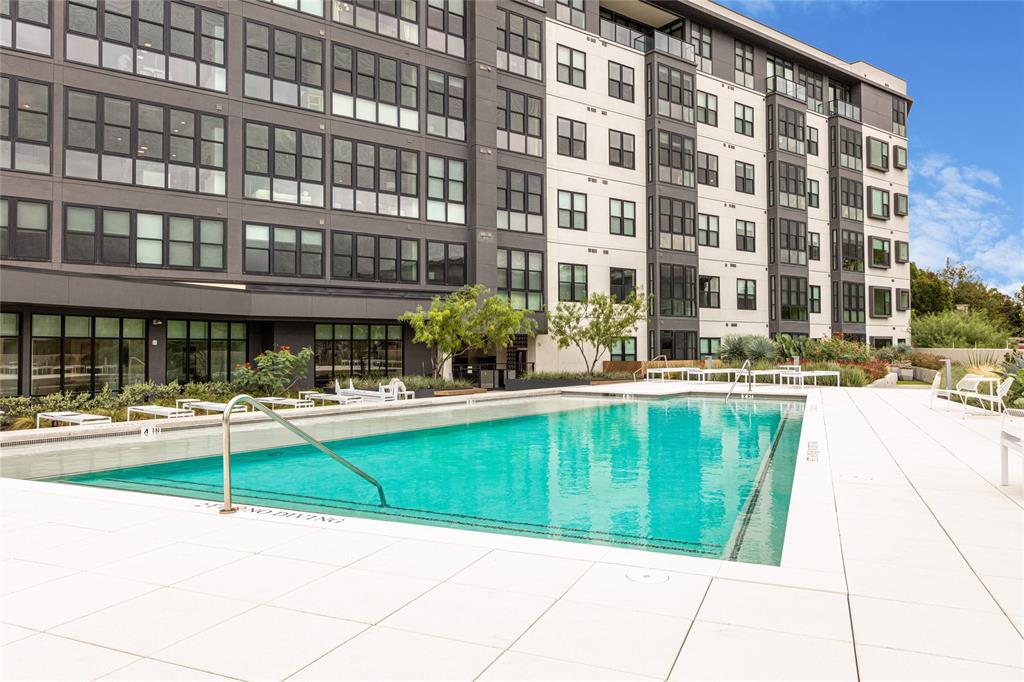 800 Embassy DR # 215