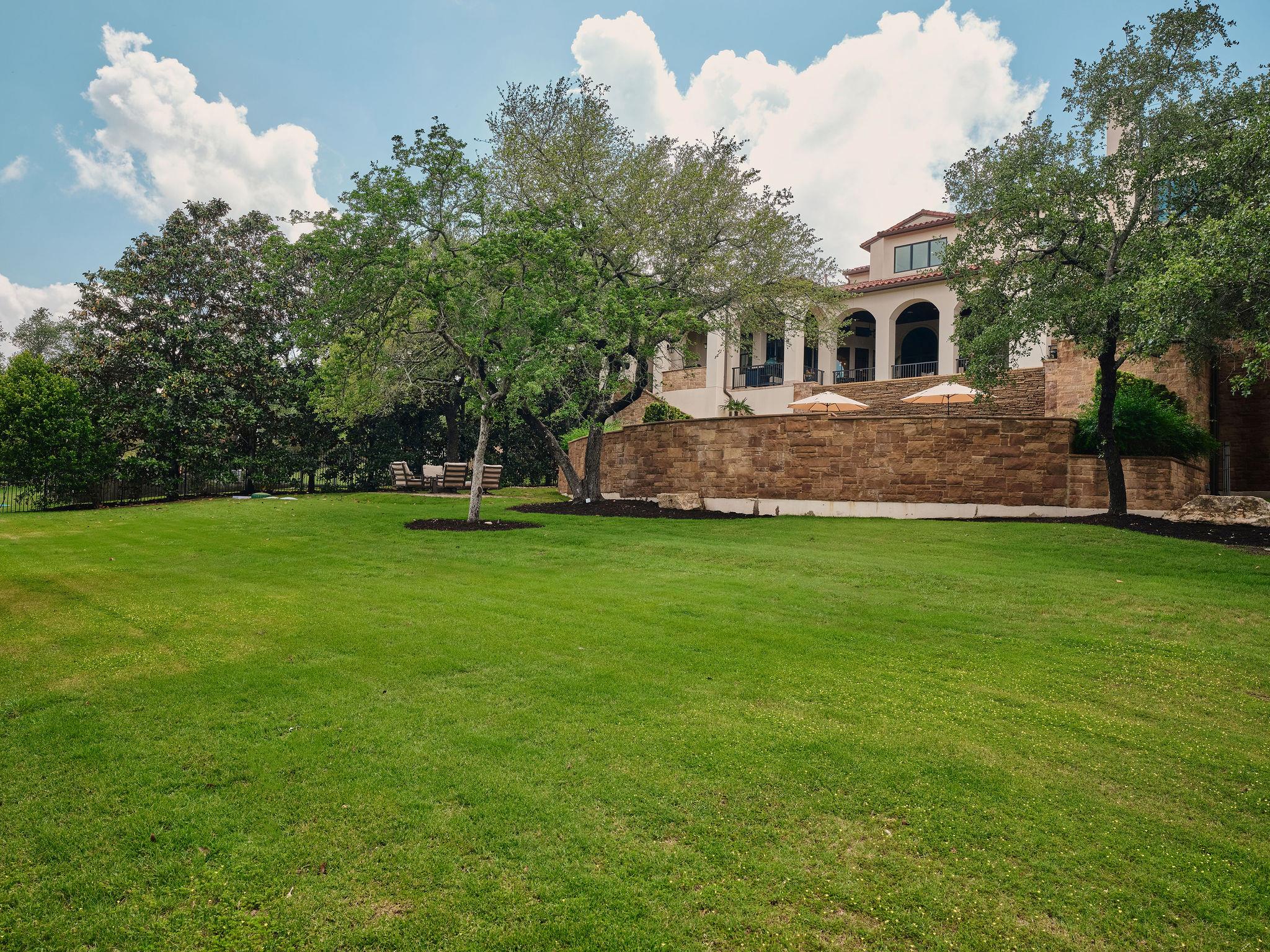 433 Brandon WAY