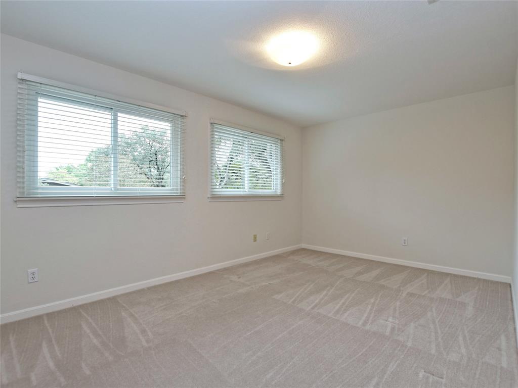 203 WALLIS DRIVE DR