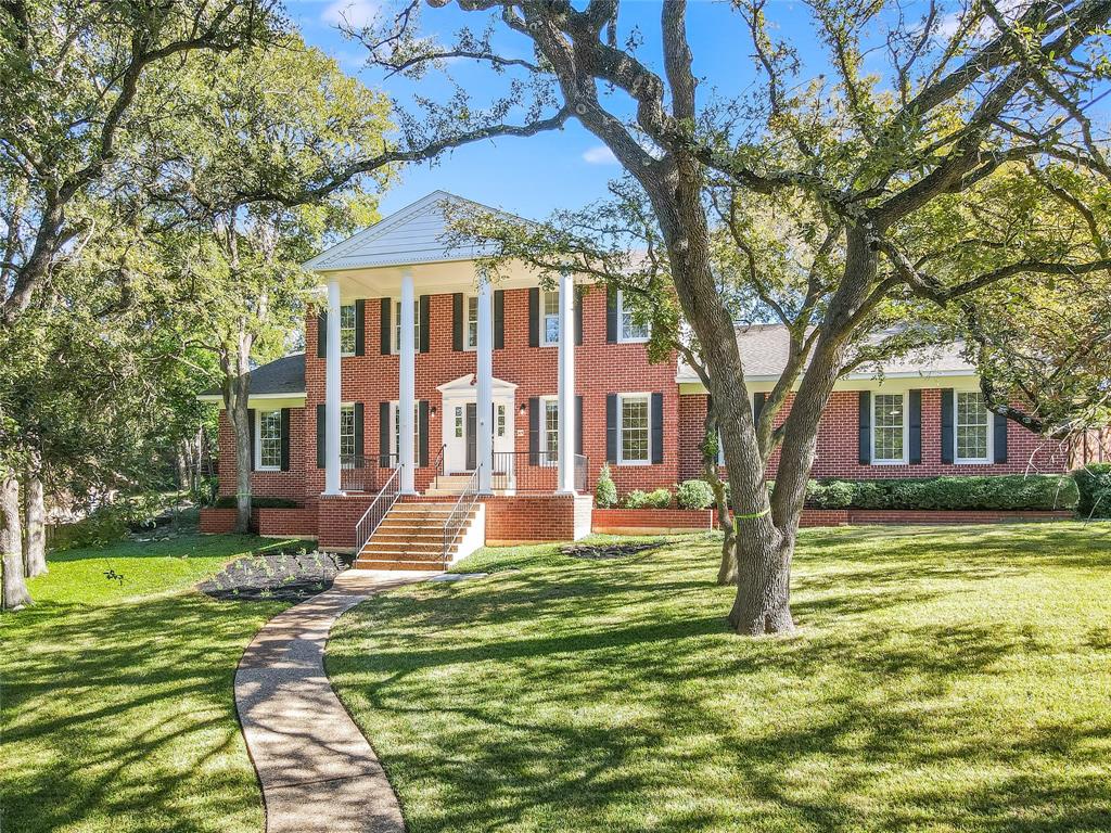 203 WALLIS DRIVE DR