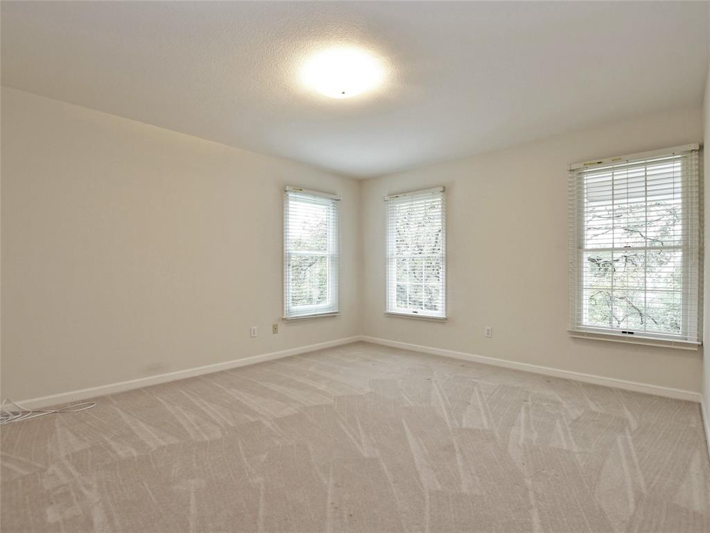 203 WALLIS DRIVE DR