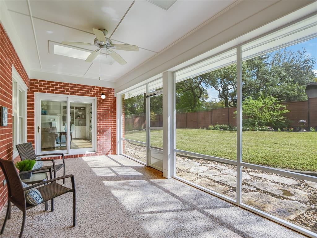 203 WALLIS DRIVE DR
