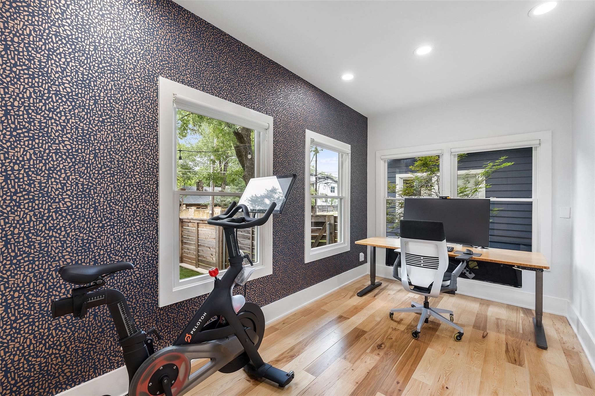 2000 Rundell PL