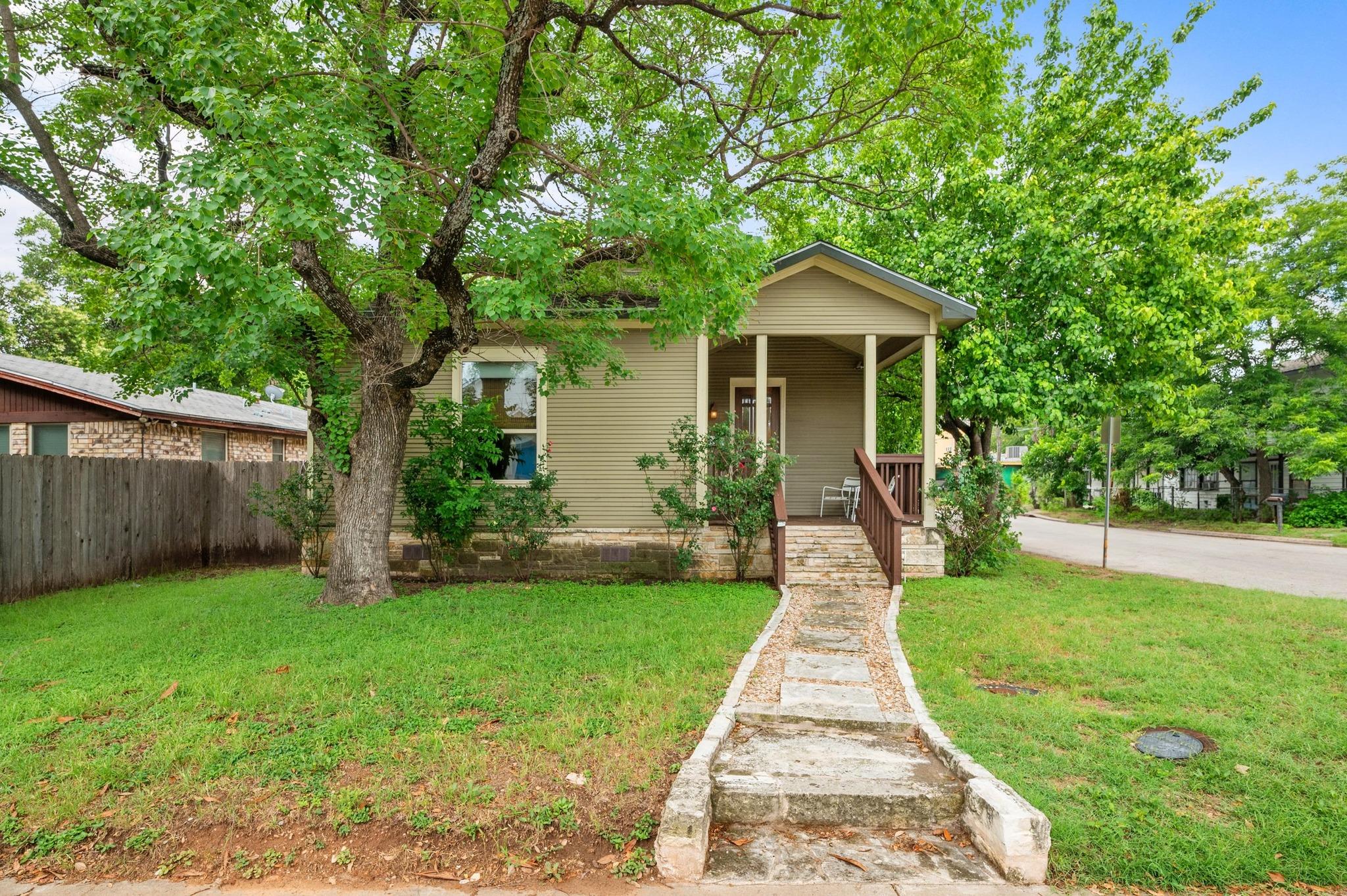 111 Adam L Chapa Sr ST