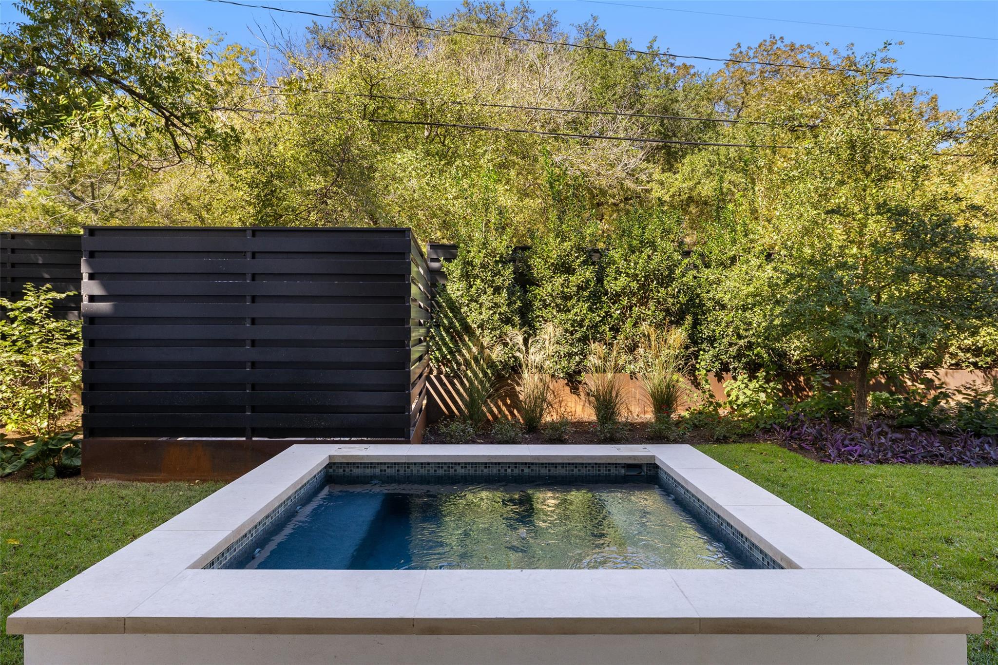 2503 Westlake DR # 101