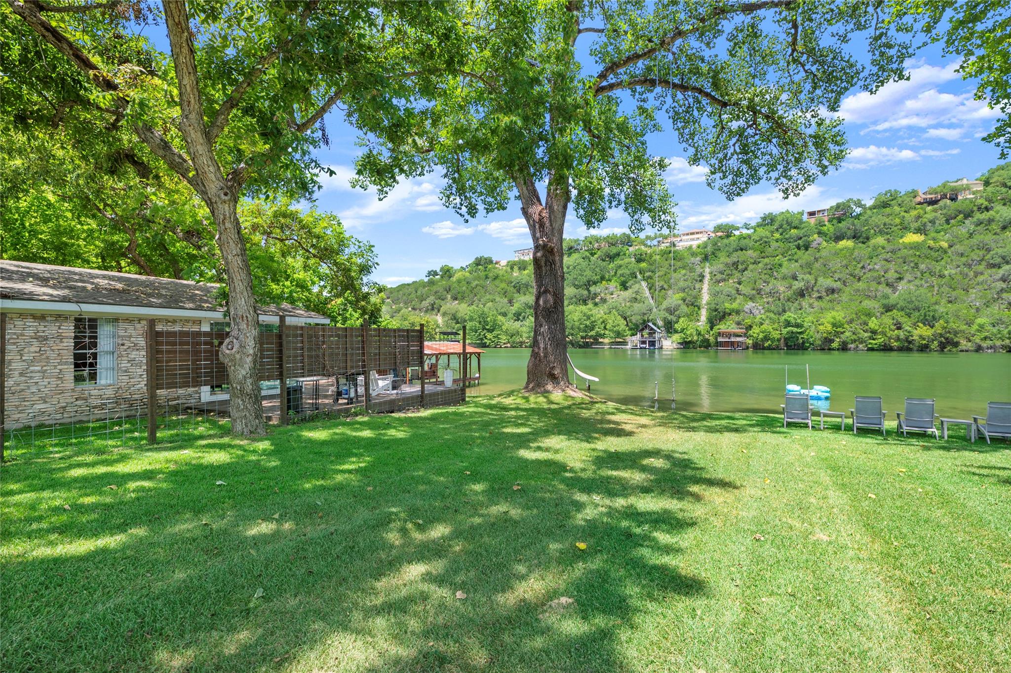 3100 Edgewater DR