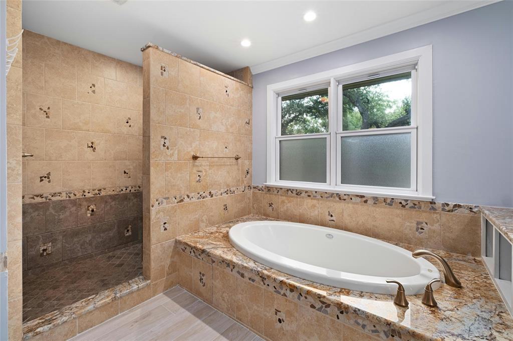 1502 Shannon Oaks TRL