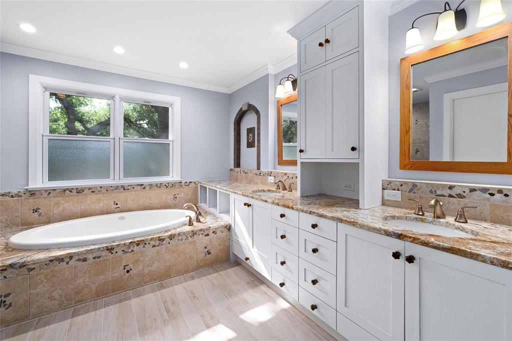 1502 Shannon Oaks TRL