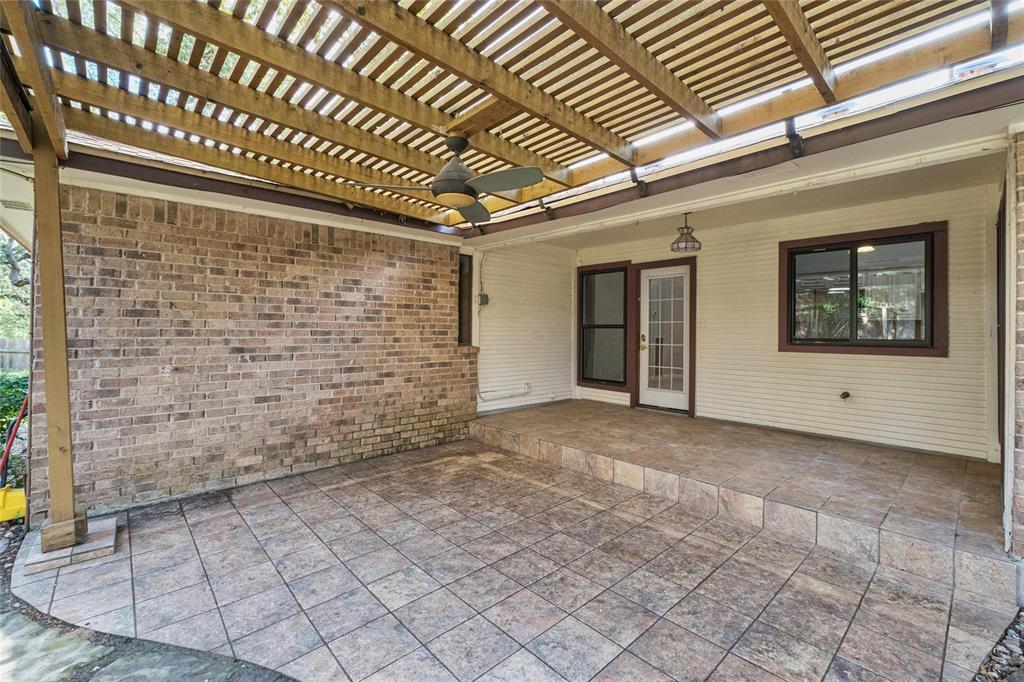 1502 Shannon Oaks TRL