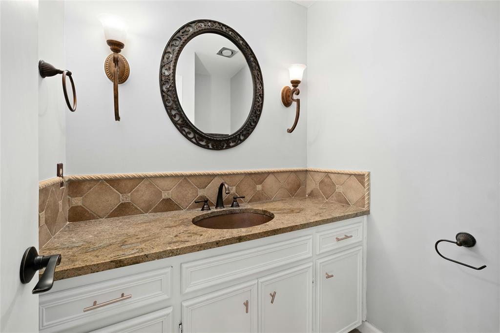 1502 Shannon Oaks TRL