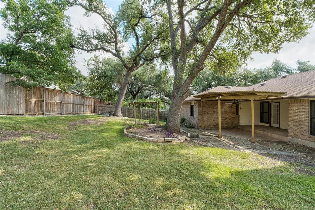 1502 Shannon Oaks TRL