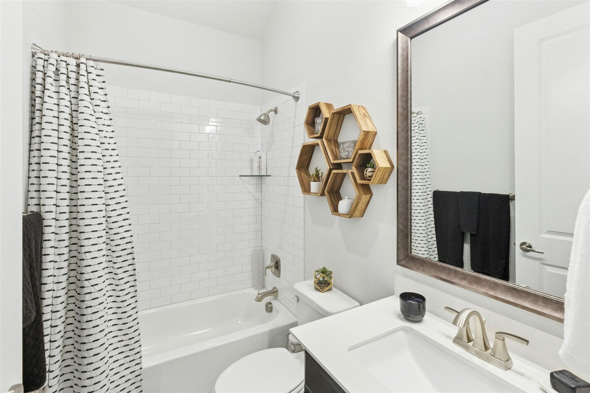 128 Mountain Lion RD