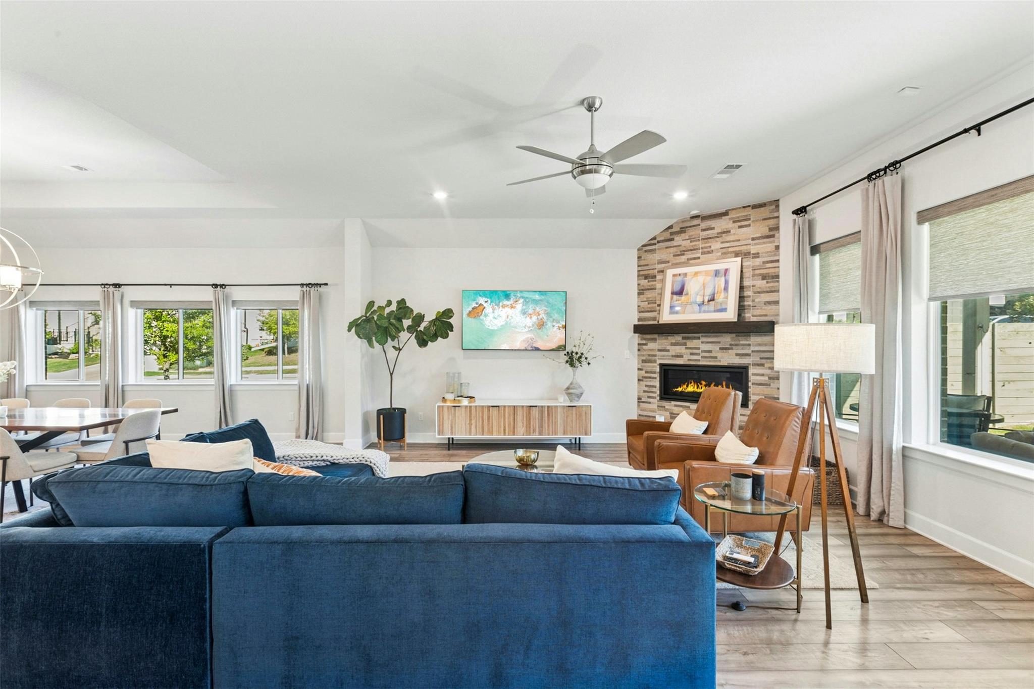 128 Mountain Lion RD