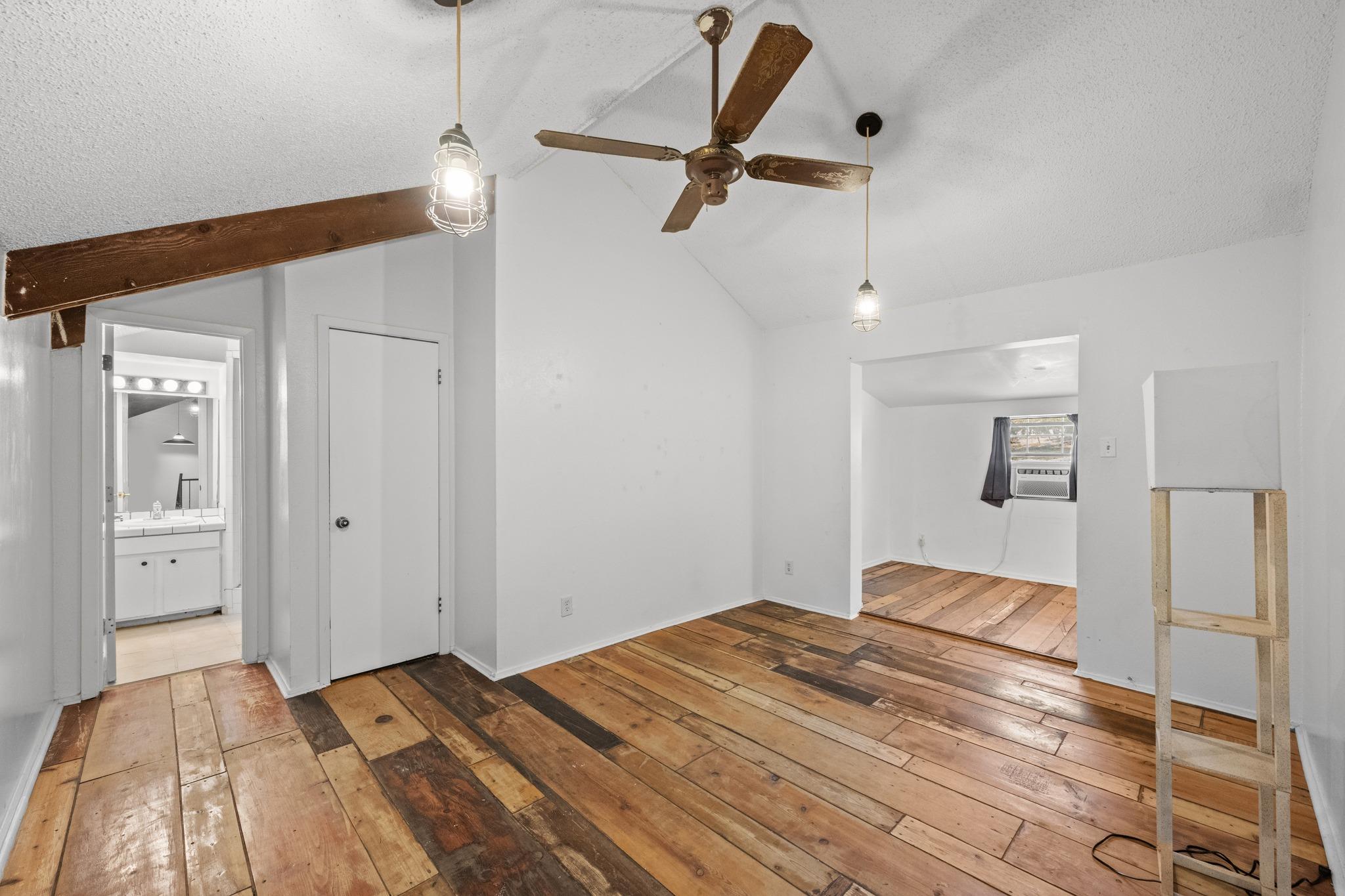 10 Townhouse CIR