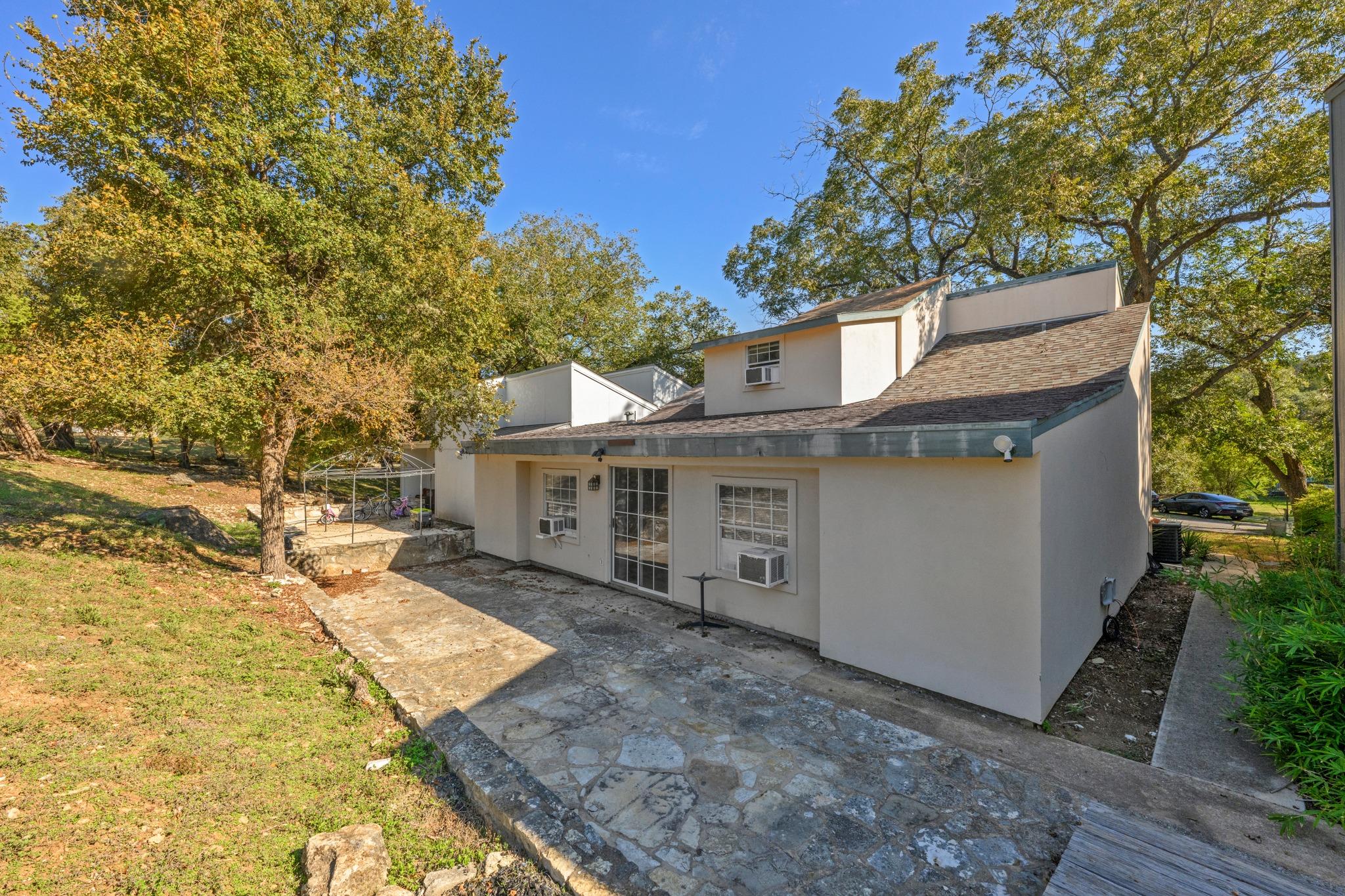 10 Townhouse CIR