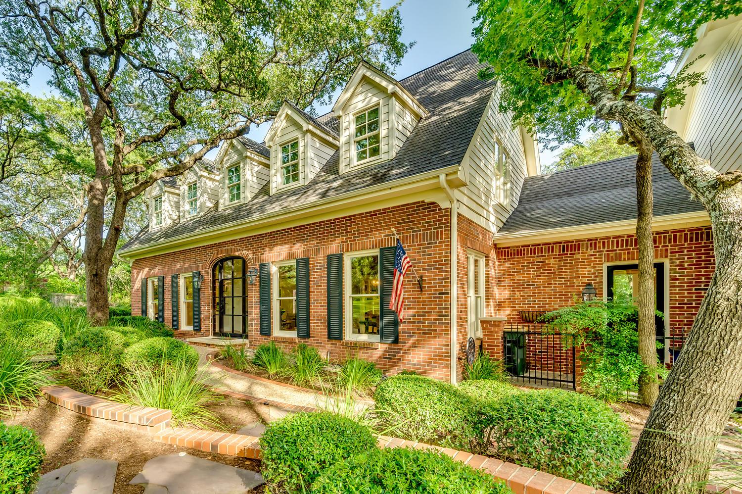 2601 Buckminister CT