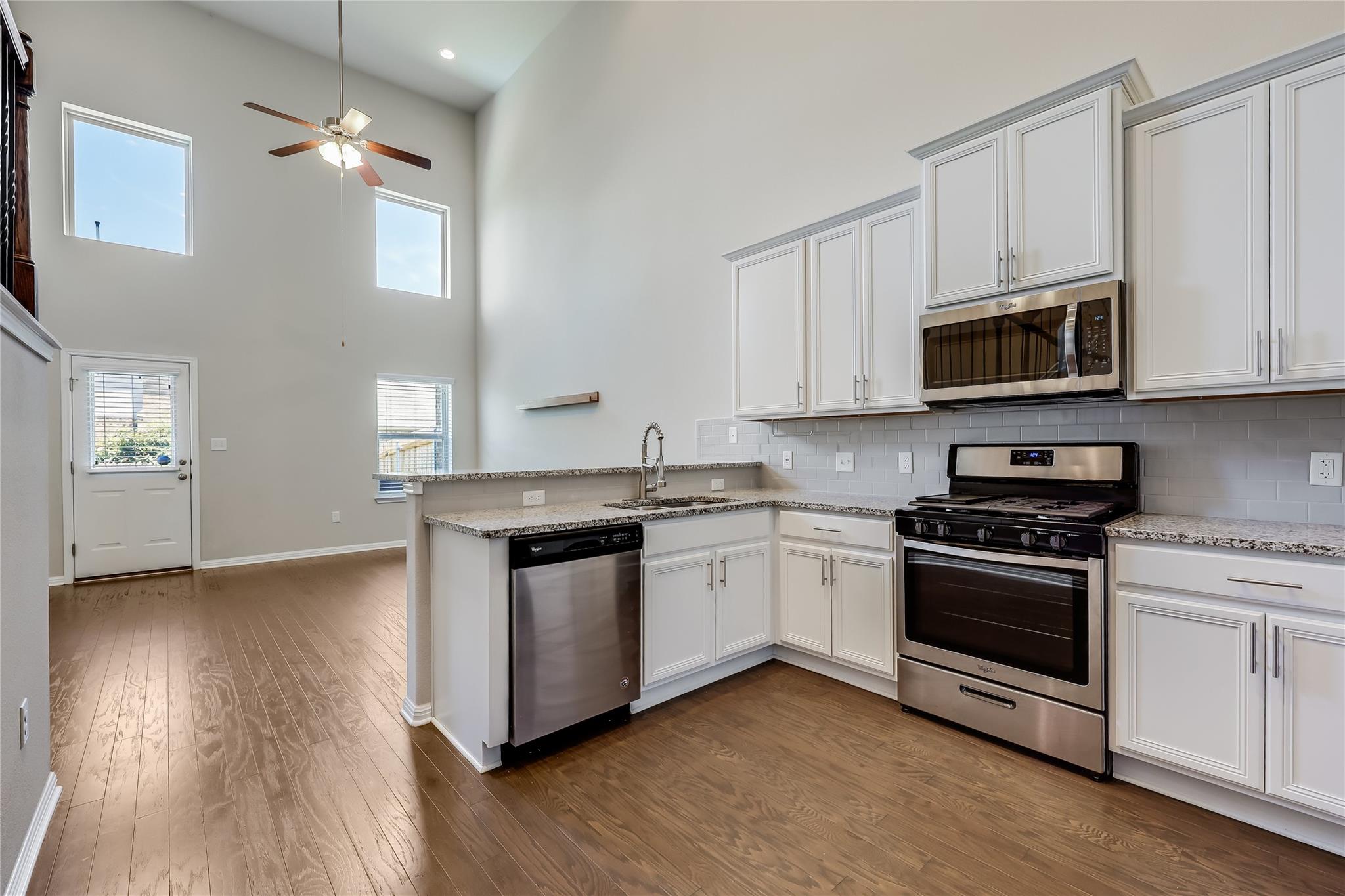 2304 S Lakeline BLVD # 272