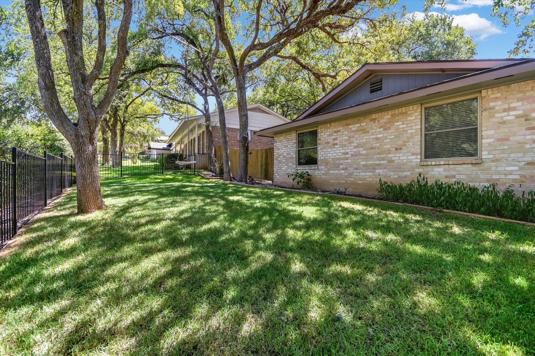 7901 Havenwood DR