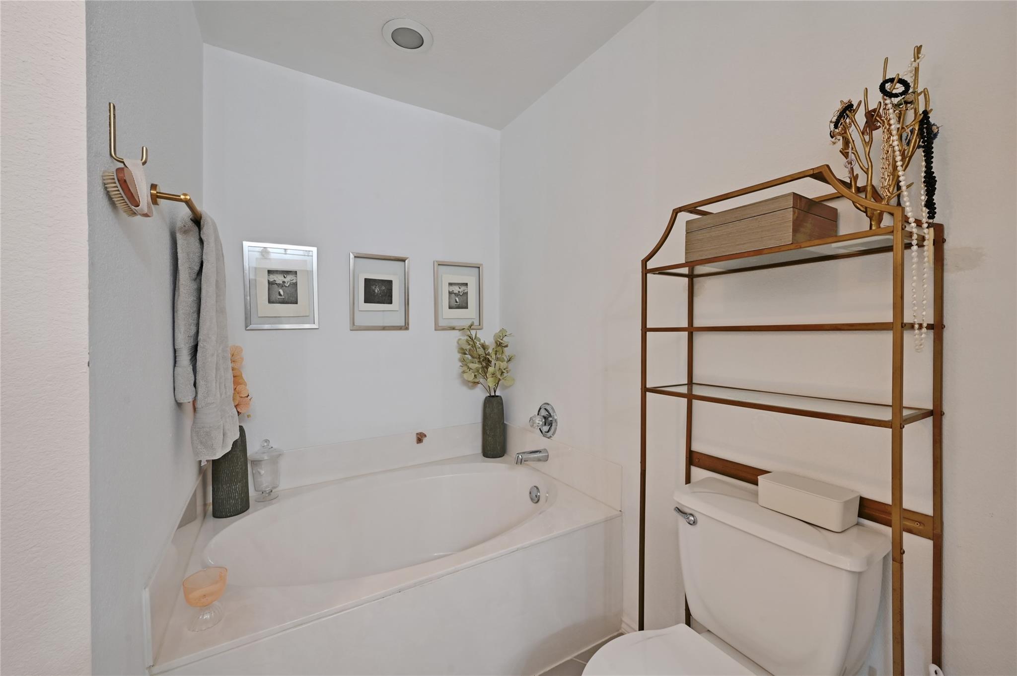 11308 Crest Meadow LN