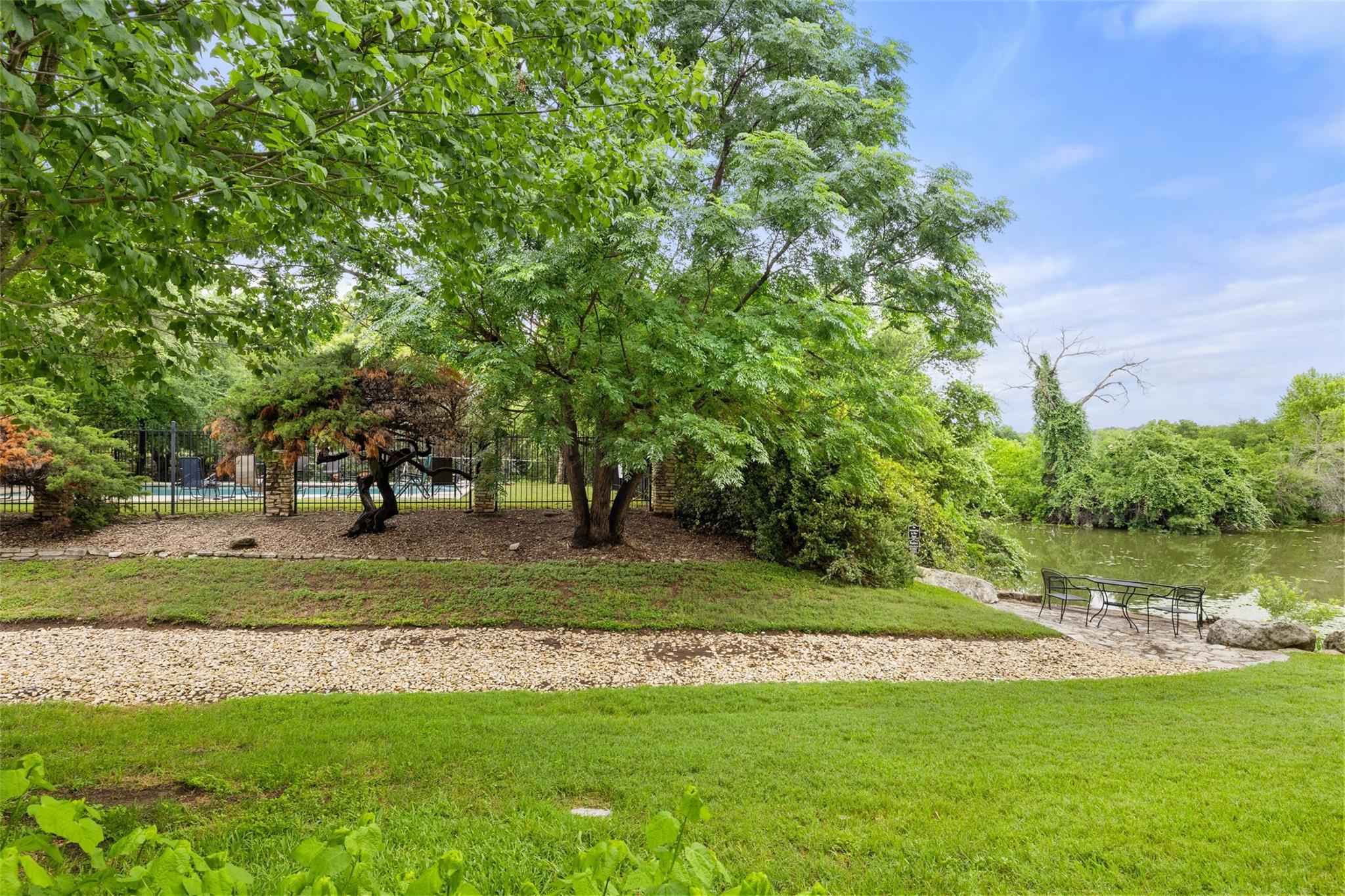 9 Stoney Creek CV