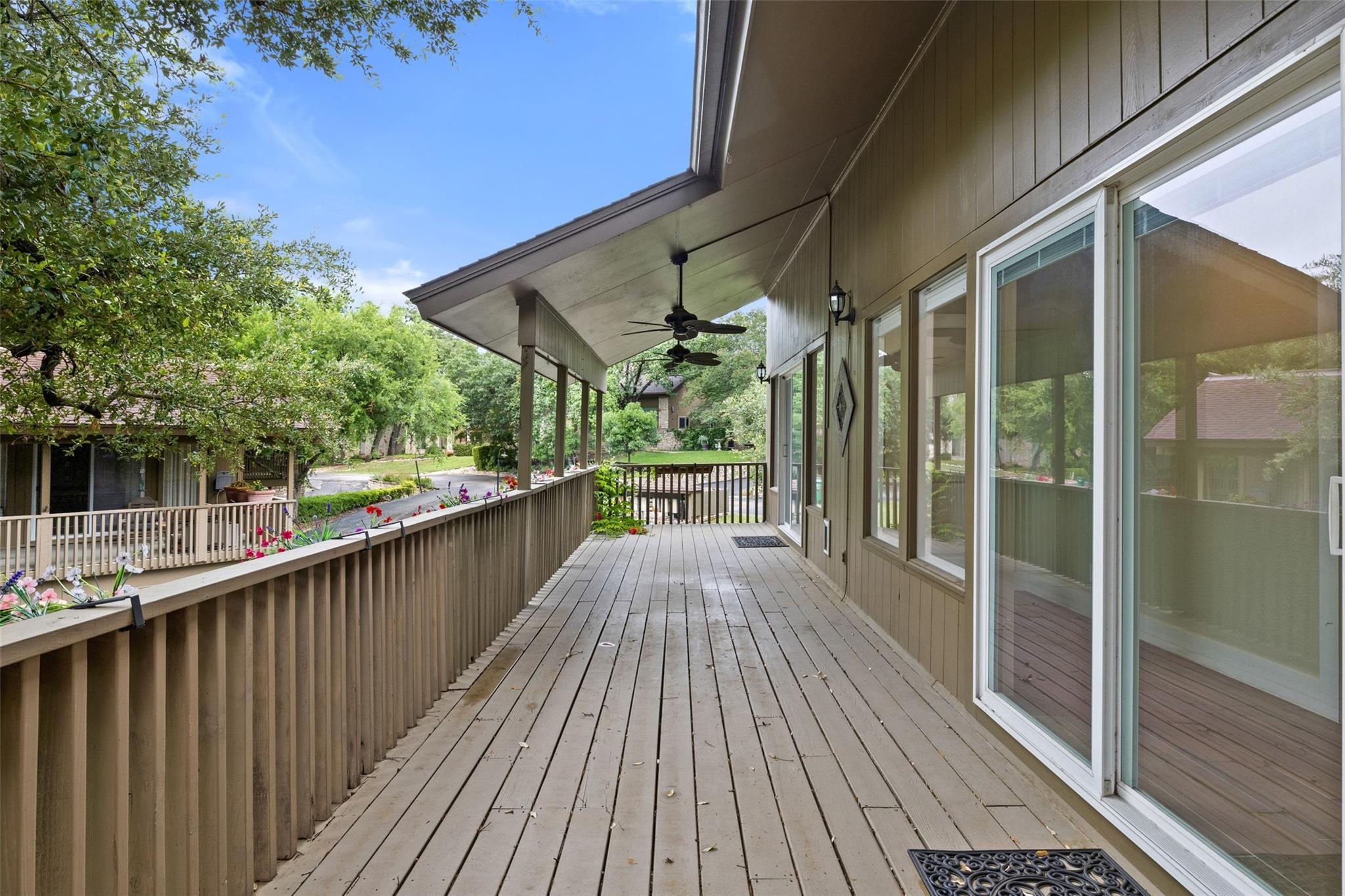 9 Stoney Creek CV