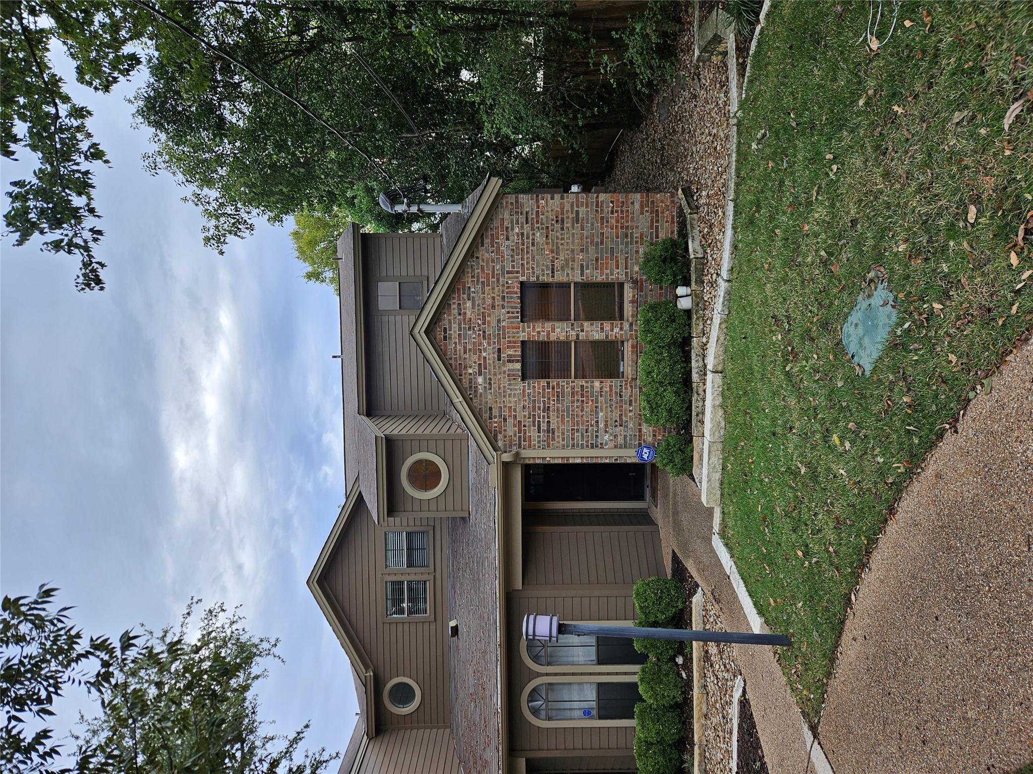 3601 Lawton Ave # 1